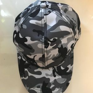 Camo cat hat, never worn
